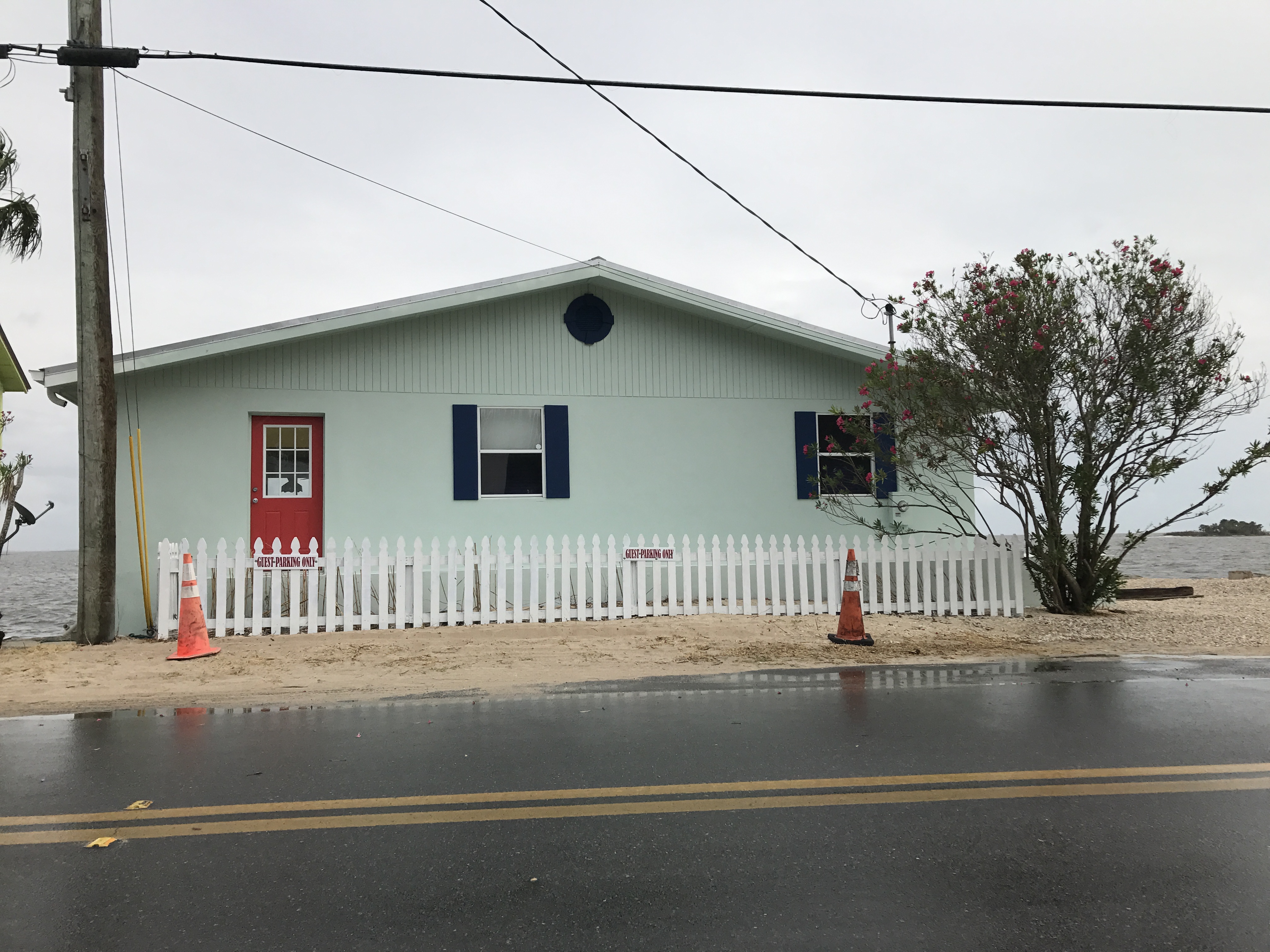 Exterior View - Florida Vacation Rentals - Horseshoe Beach Real Estate - Tammy Bryan