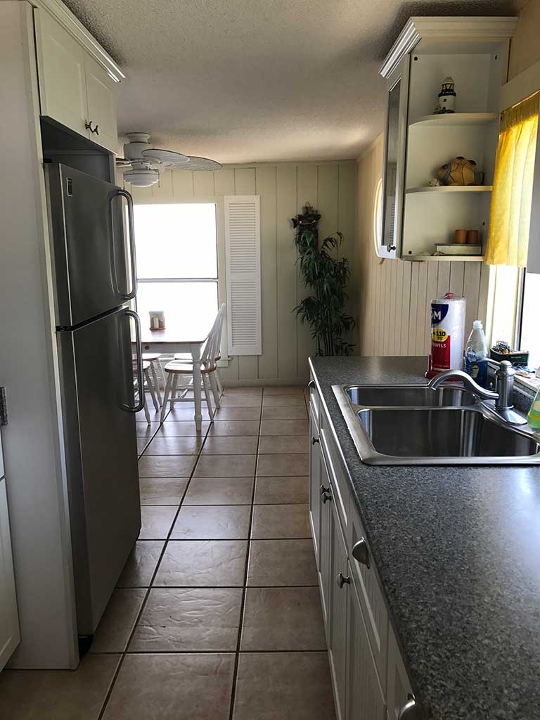 Kitchen View - Florida Vacation Rentals - Horseshoe Beach Real Estate - Tammy Bryan