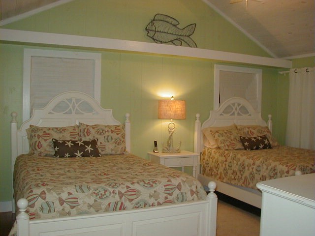 Bedroom - Florida Vacation Rentals - Horseshoe Beach Real Estate - Tammy Bryan