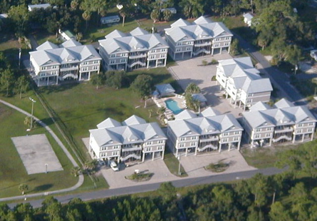 Aerial View of Egret Landing Condos - Florida Vacation Rentals - Horseshoe Beach Real Estate - Tammy Bryan