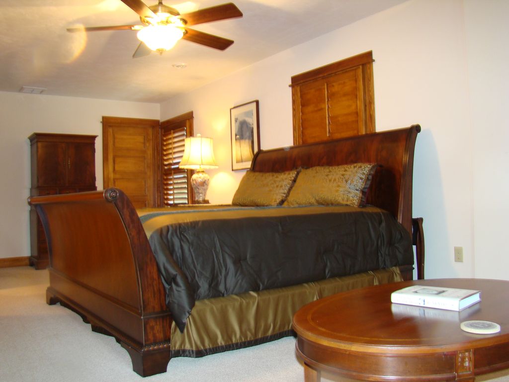 Bedroom View - Florida Vacation Rentals - Steinhatchee Real Estate - Tammy Bryan