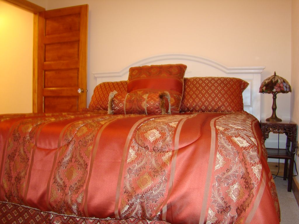 Bedroom View - Florida Vacation Rentals - Steinhatchee Real Estate - Tammy Bryan