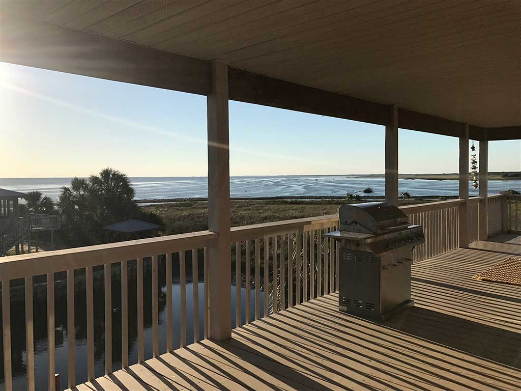 Waterfront Deck View - Florida Vacation Rentals - Horseshoe Beach Real Estate - Tammy Bryan