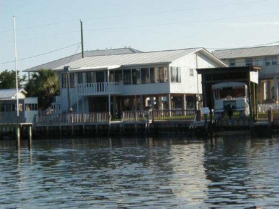 Exterior Canal View - Florida Vacation Rentals - Horseshoe Beach Real Estate - Tammy Bryan