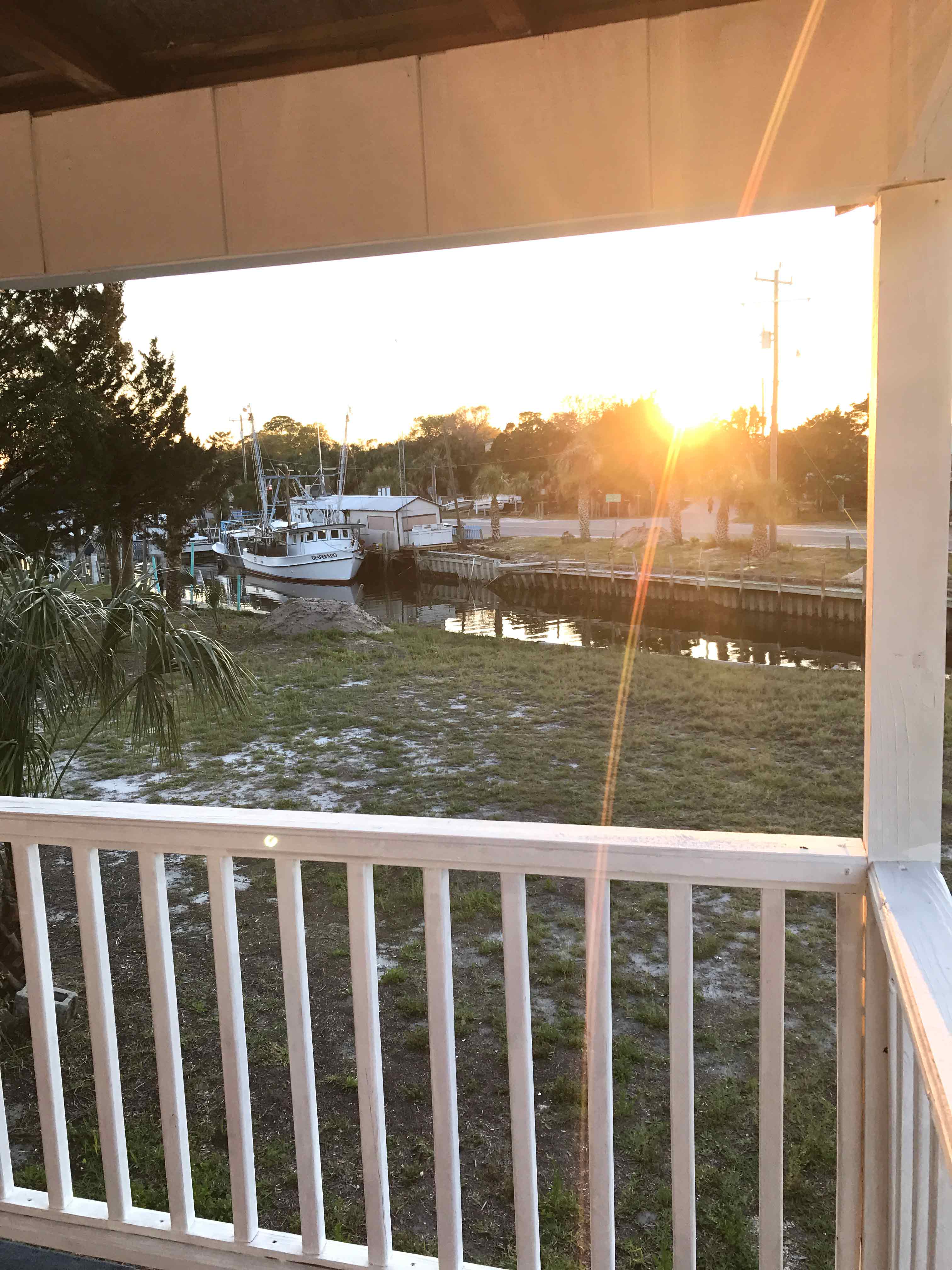 Deck Waterfront View - Florida Vacation Rentals - Horseshoe Beach Real Estate - Tammy Bryan