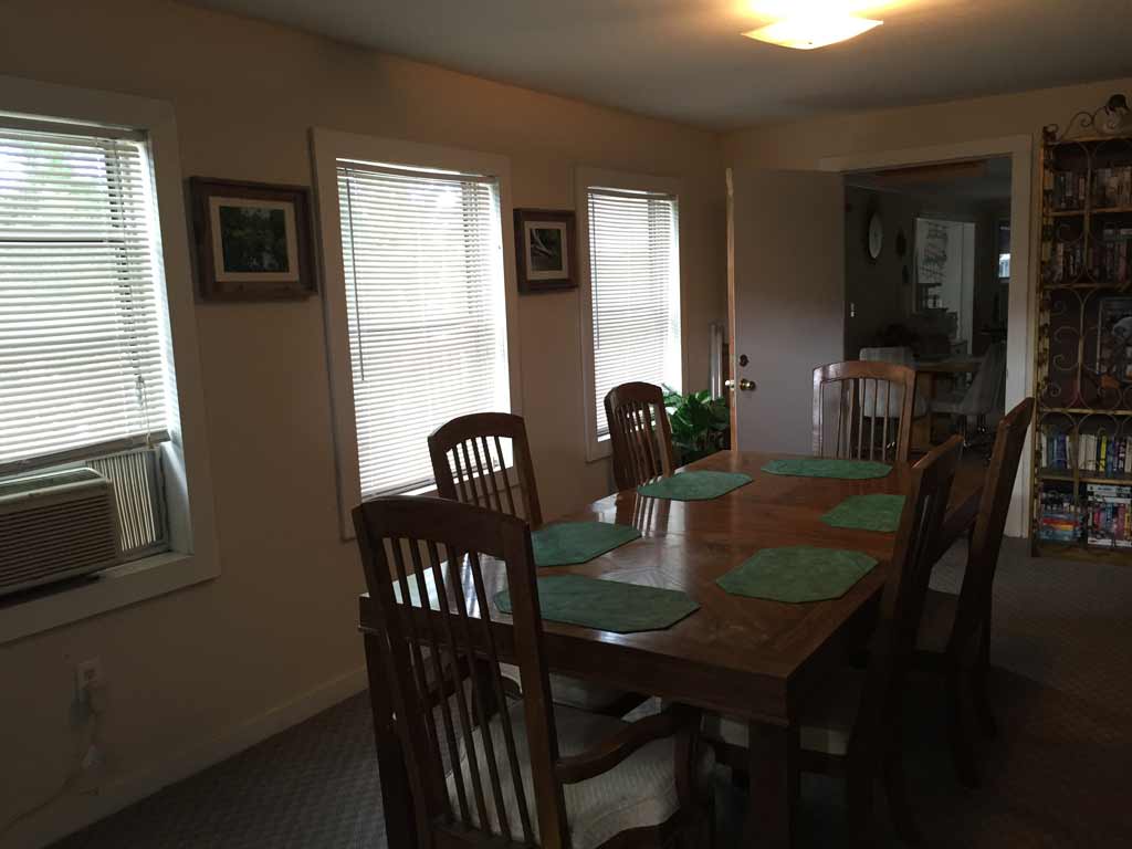 Dining Area View - Florida Vacation Rentals - Horseshoe Beach Real Estate - Tammy Bryan