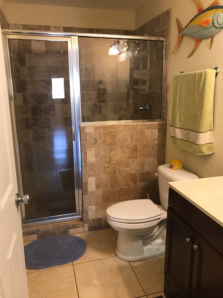 Bathroom View - Florida Vacation Rentals - Horseshoe Beach Real Estate - Tammy Bryan